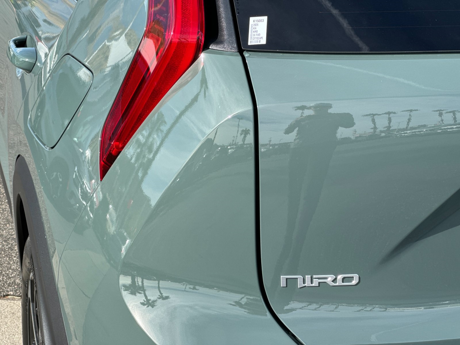2025 Kia Niro EX photo 28
