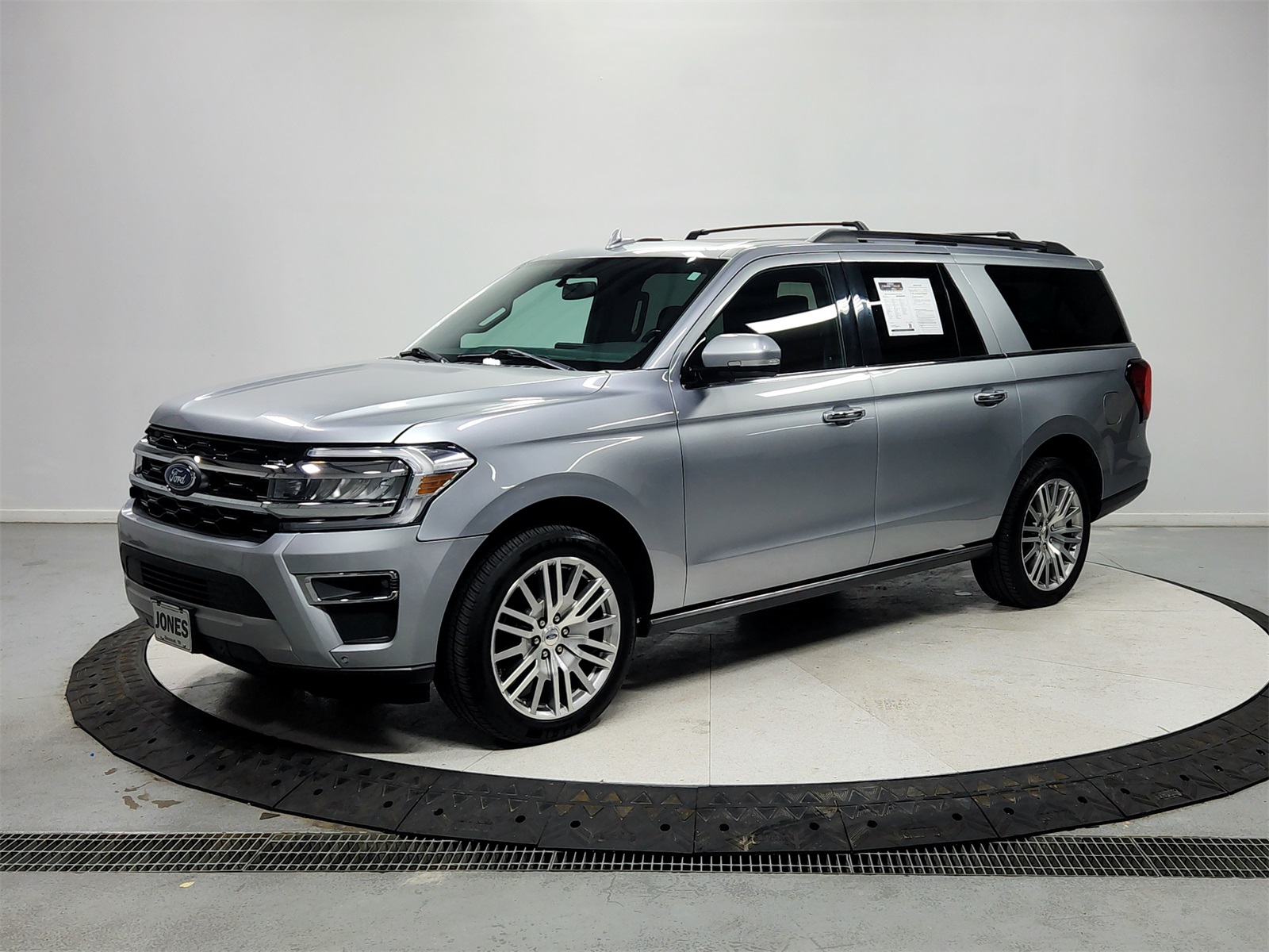2024 Ford Expedition MAX Limited photo 3