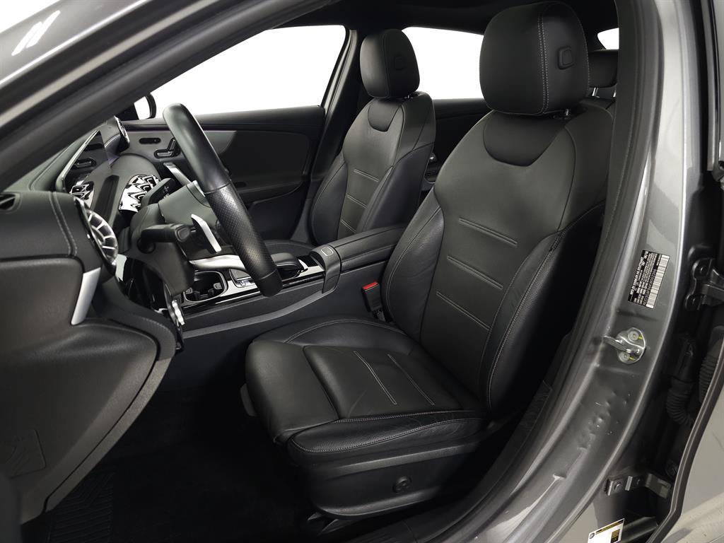 2019 Mercedes Benz A 4MATIC photo 15