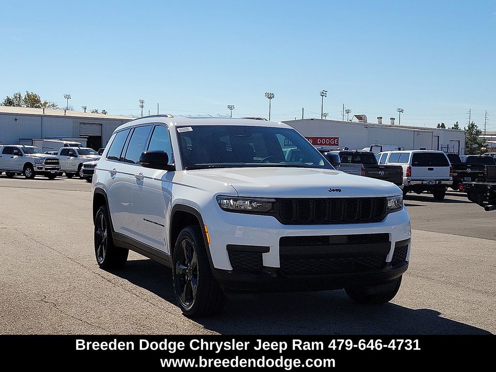 2025 Jeep Grand Cherokee L Altitude's photo