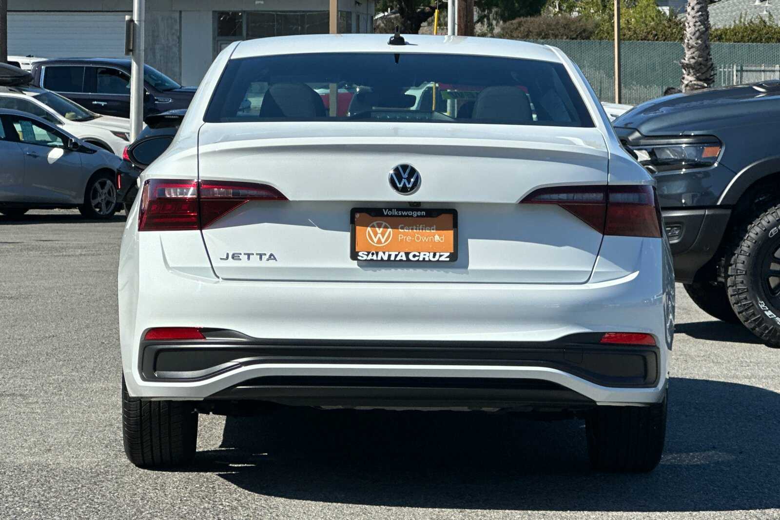 2024 Volkswagen Jetta 1.5T Sport photo 5