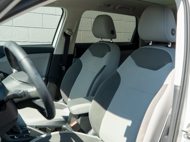 2022 Volkswagen Taos SE photo 5