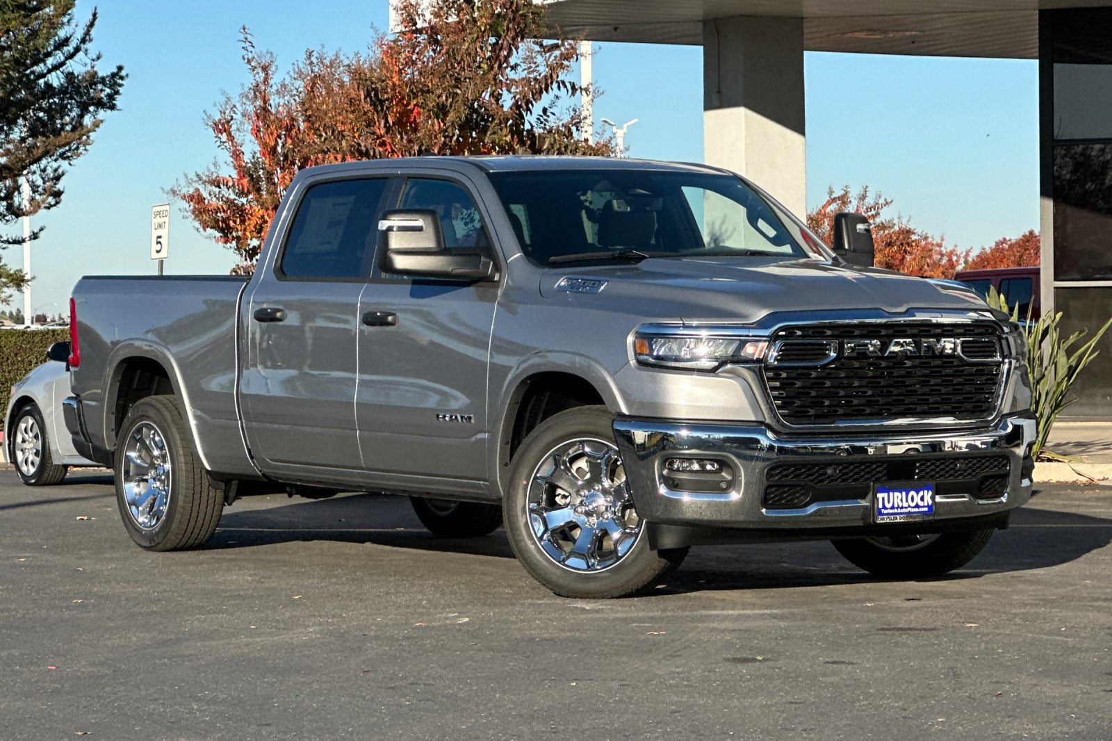 2025 Ram 1500 Big Horn photo 2