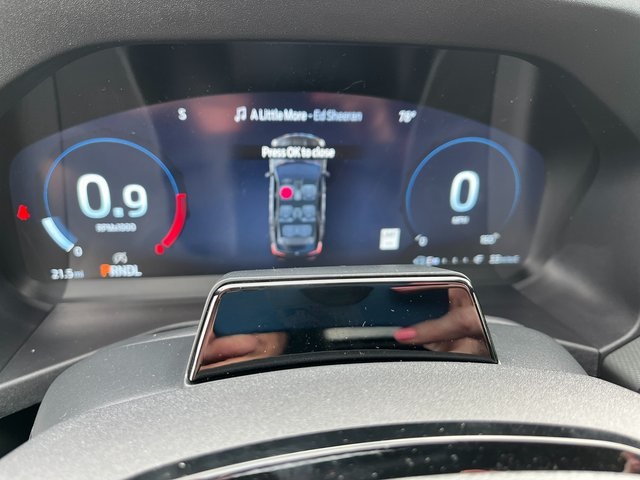 2025 Ford Explorer ST-Line photo 37