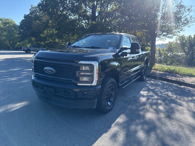 2023 Ford F-250 photo 3