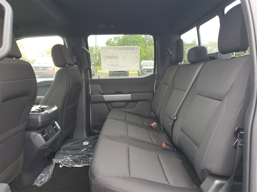 2025 Ford F-150 XLT photo 25