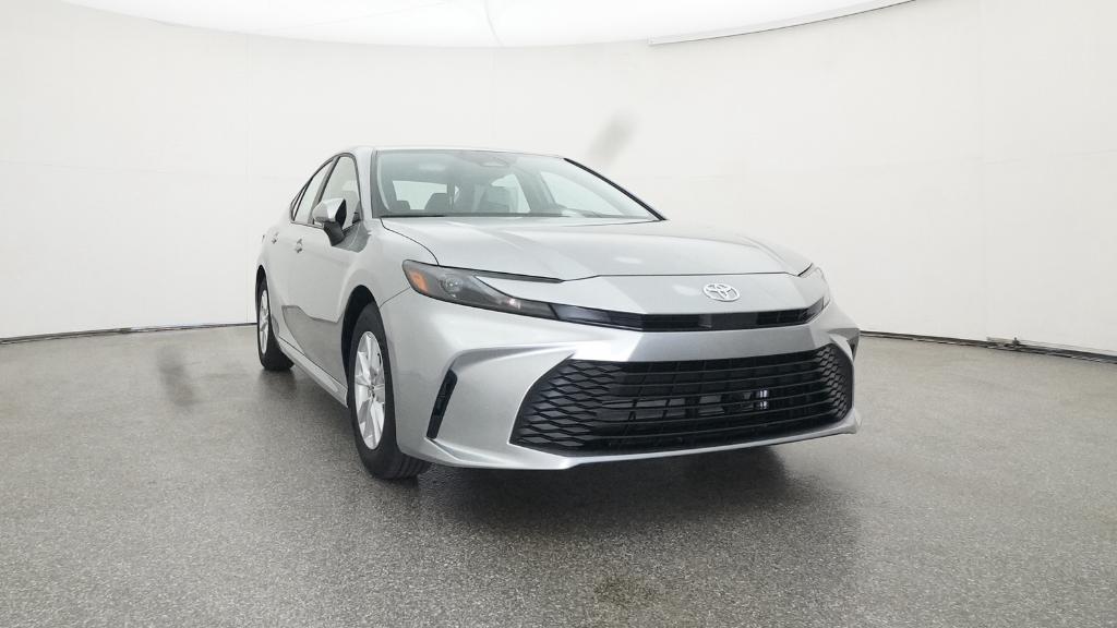 2025 Toyota Camry LE photo 29