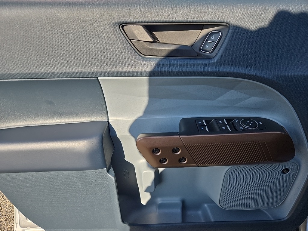 2024 Ford Maverick Lariat photo 10