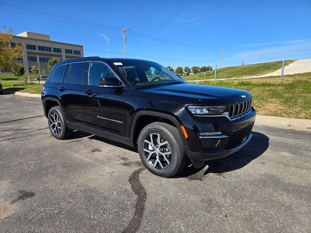 2025 Jeep Grand Cherokee Limited's photo