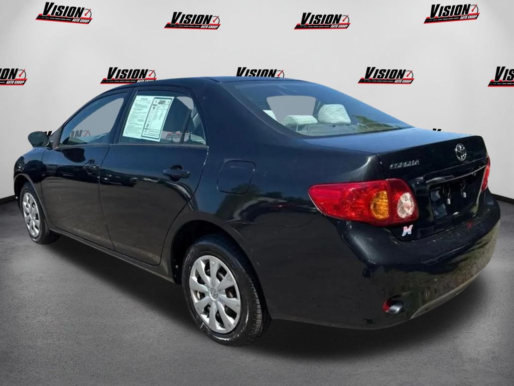 2010 Toyota Corolla Base photo 7
