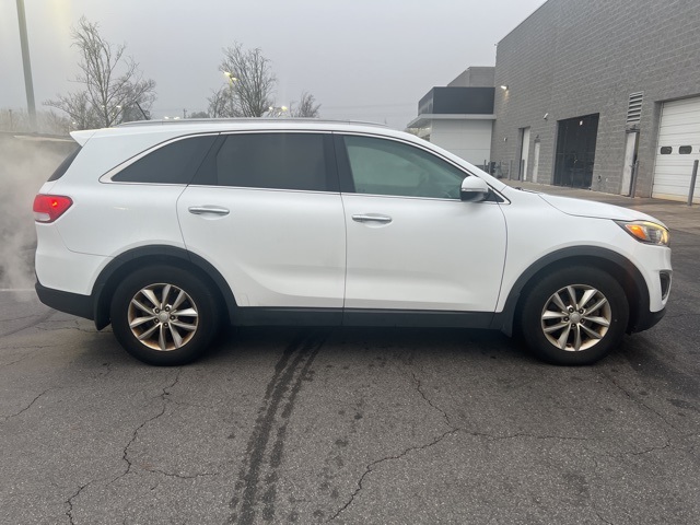 2016 Kia Sorento LX photo 3