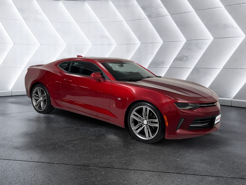 2017 Chevrolet Camaro 1LT's photo