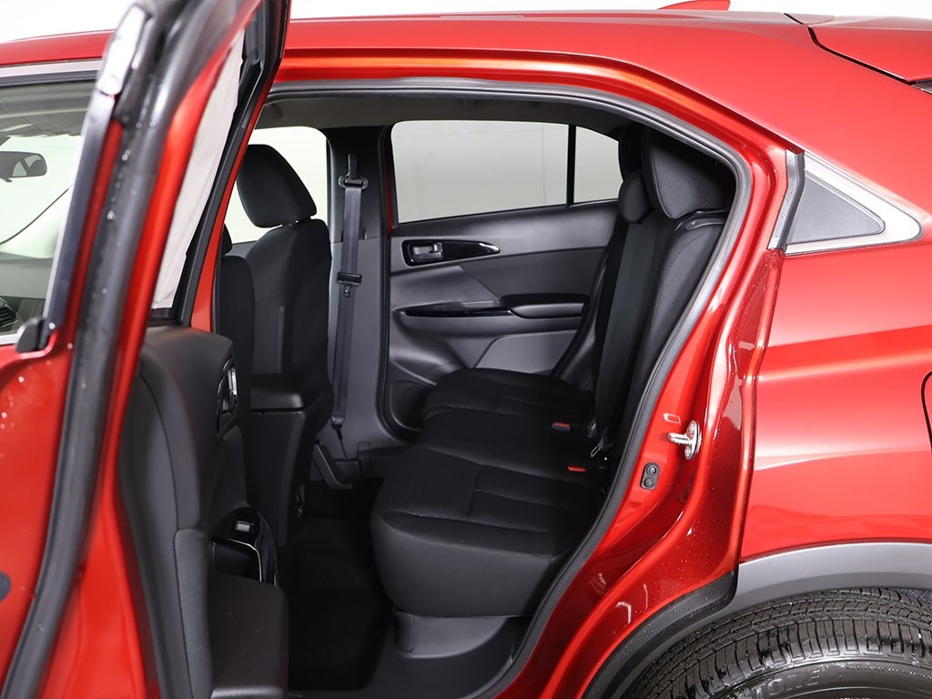 2025 Mitsubishi Eclipse Cross LE photo 35