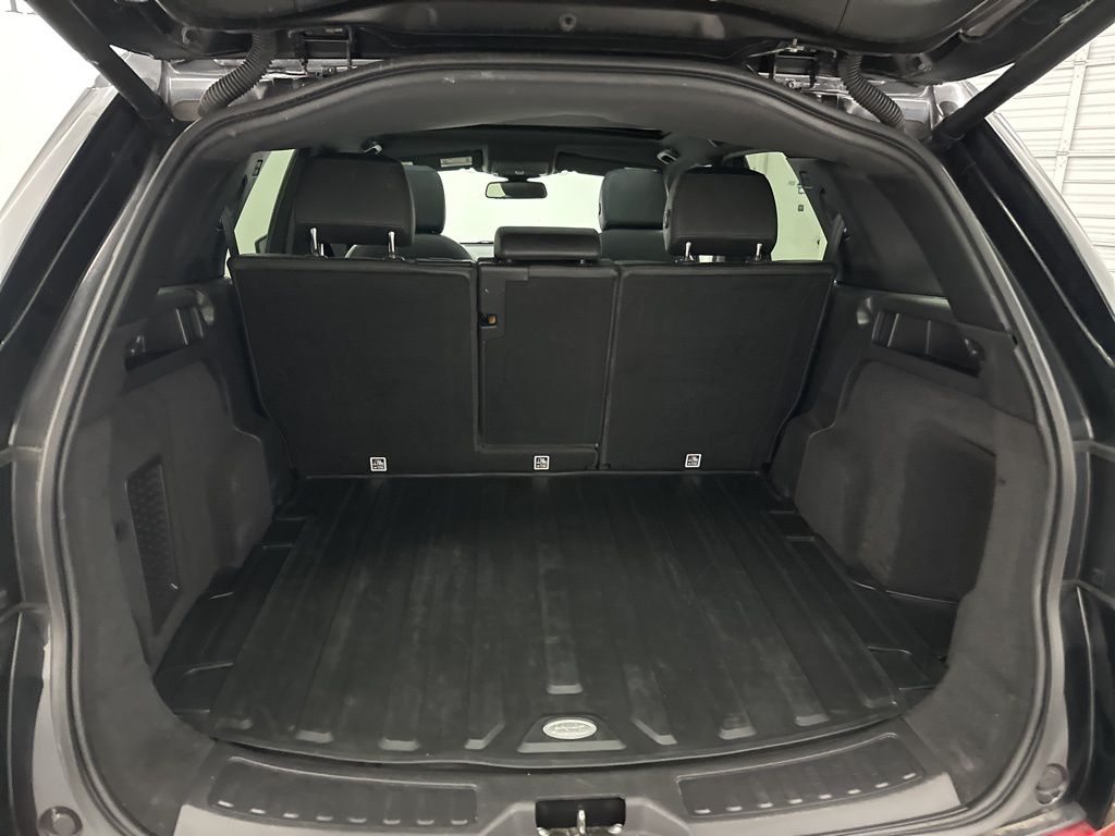 2016 Land Rover Discovery Sport HSE photo 21