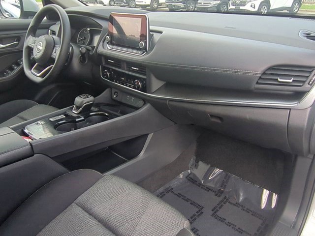 2024 Nissan Rogue SV photo 27