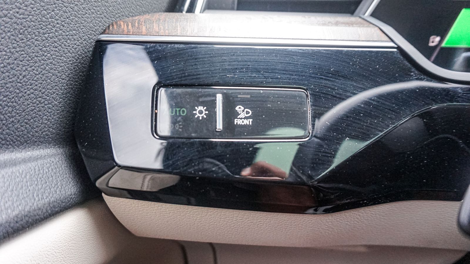 2024 Audi Q8 E-tron Premium Plus photo 19