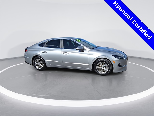2022 Hyundai Sonata SE photo 2