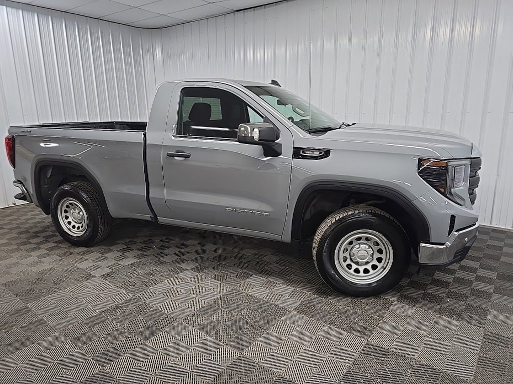 2024 GMC Sierra 1500 Pro's photo