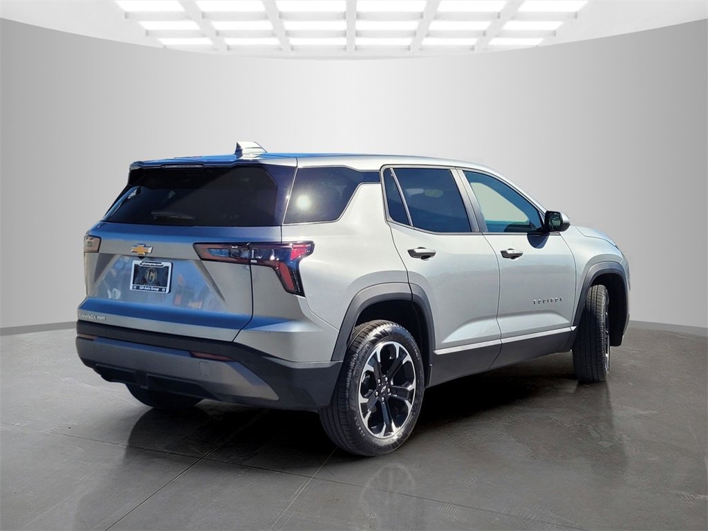 2026 Chevrolet Equinox LT photo 4