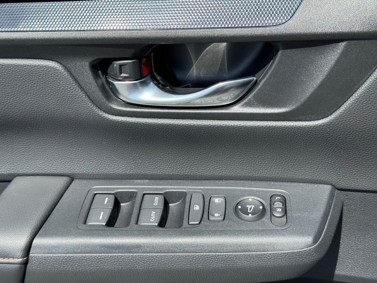 2025 Honda CR-V Hybrid Sport photo 21