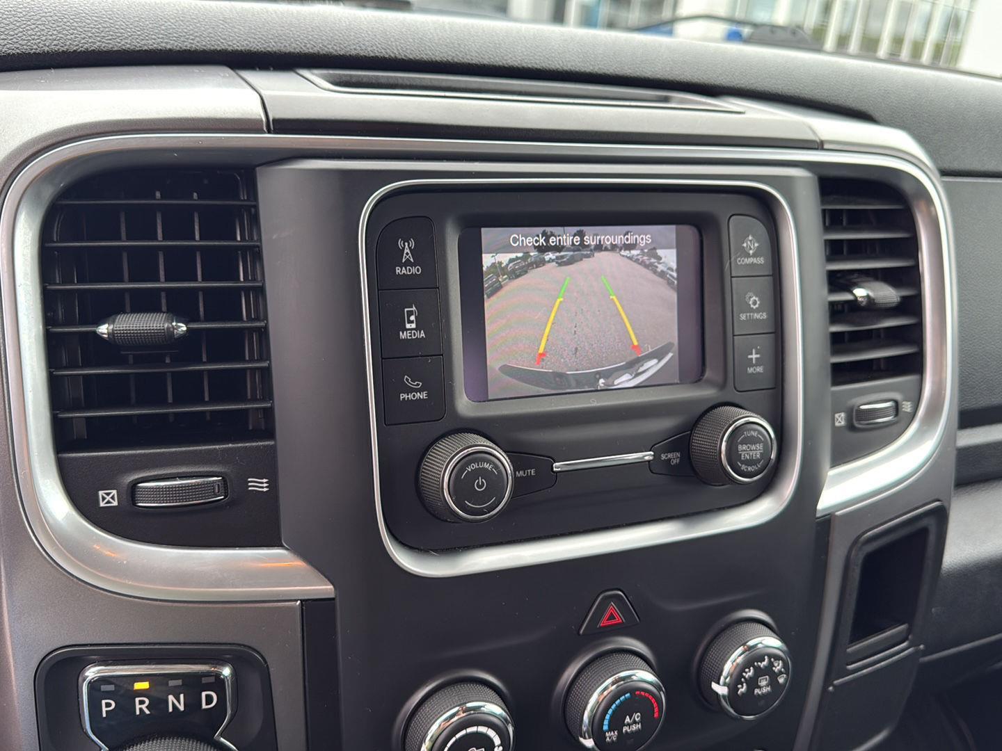 2021 Ram 1500 Classic SLT photo 7