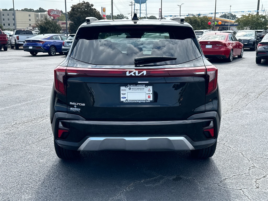 2024 Kia Seltos EX photo 4