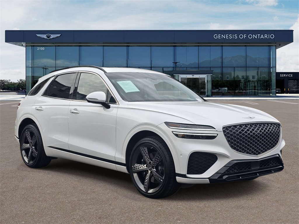 2025 GENESIS GV70 Standard