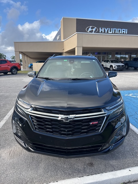 2023 Chevrolet Equinox RS photo 2