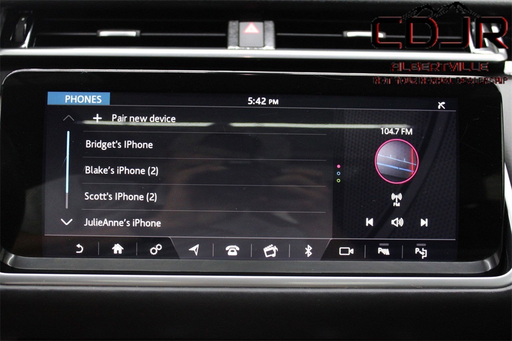 2019 Land Rover Range Rover Velar HSE R-Dynamic photo 22