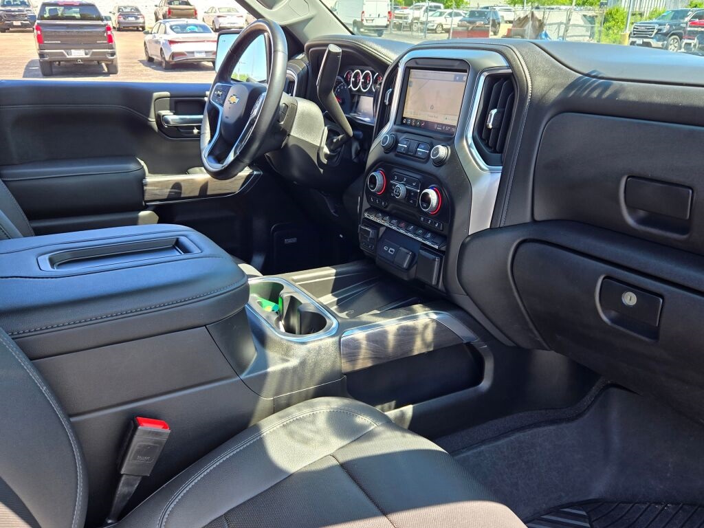 2022 Chevrolet Silverado 1500 LTZ photo 5