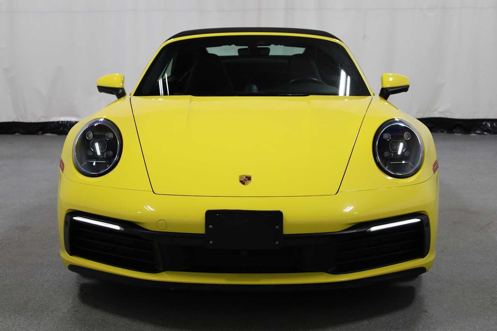 2022 Porsche 911 Cabriolet photo 13