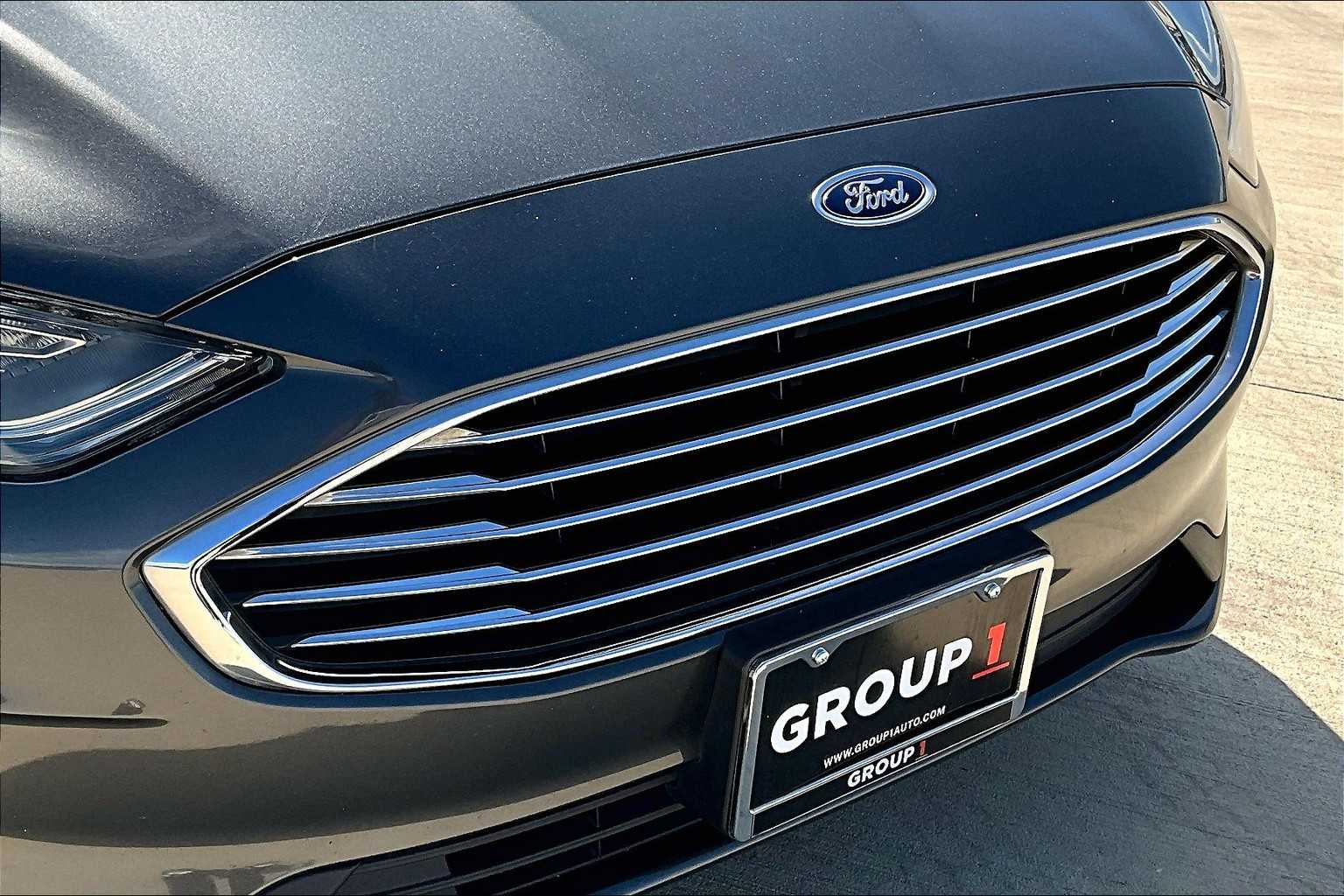 2020 Ford Fusion Hybrid SE photo 27