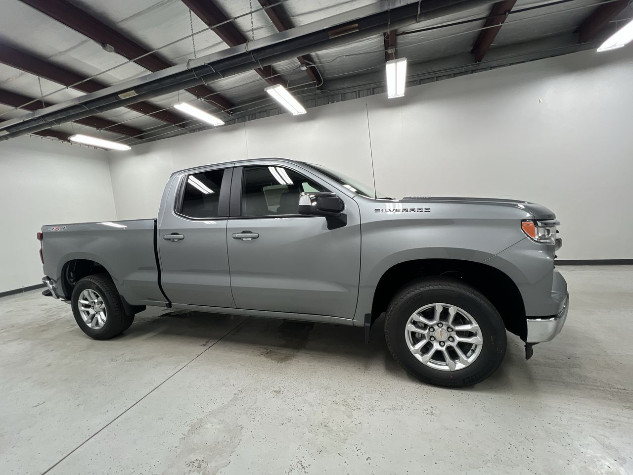 2026 Chevrolet Silverado 1500 LT photo 8