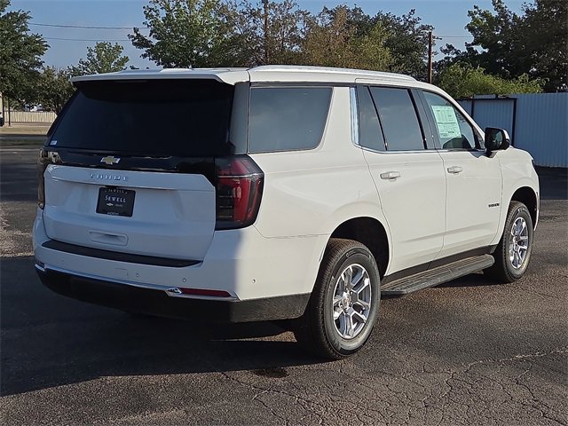 2025 Chevrolet Tahoe LS photo 4