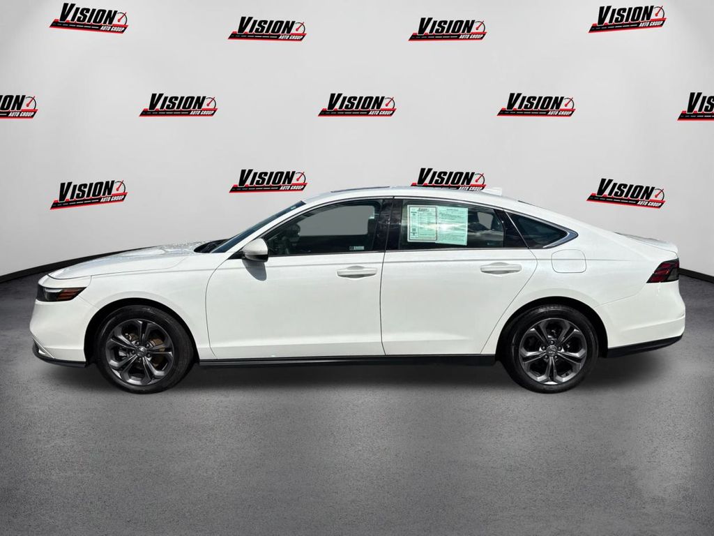 2023 Honda Accord EX photo 7