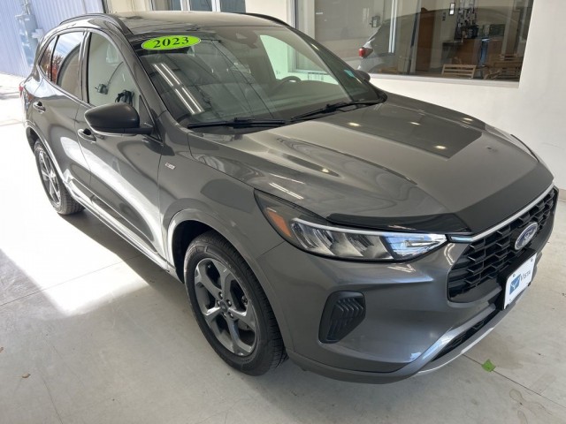2023 Ford Escape ST-Line's photo