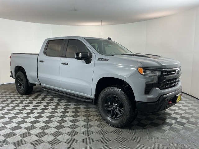 2024 Chevrolet Silverado 1500 LT Trail Boss photo 3