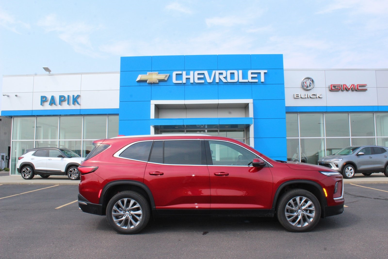 2026 Buick Enclave Preferred's photo