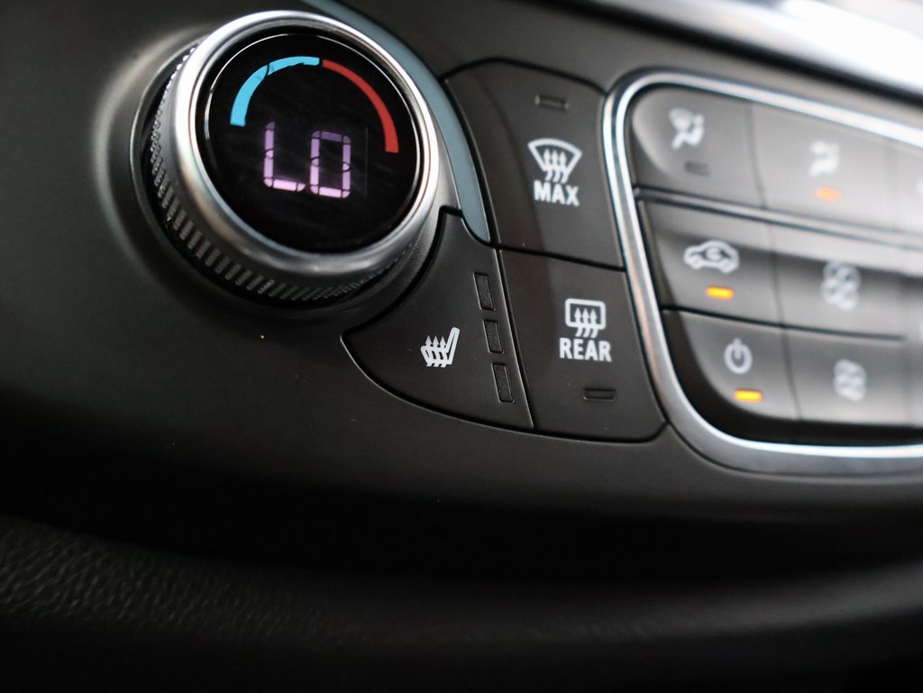 2022 Chevrolet Traverse Leather photo 38
