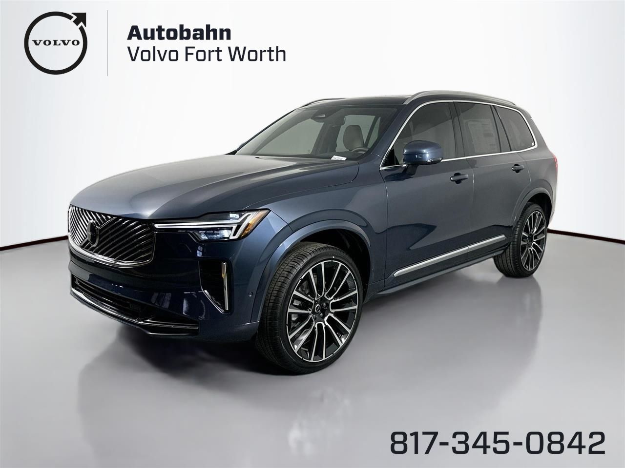 2026 Volvo XC90 Plus's photo