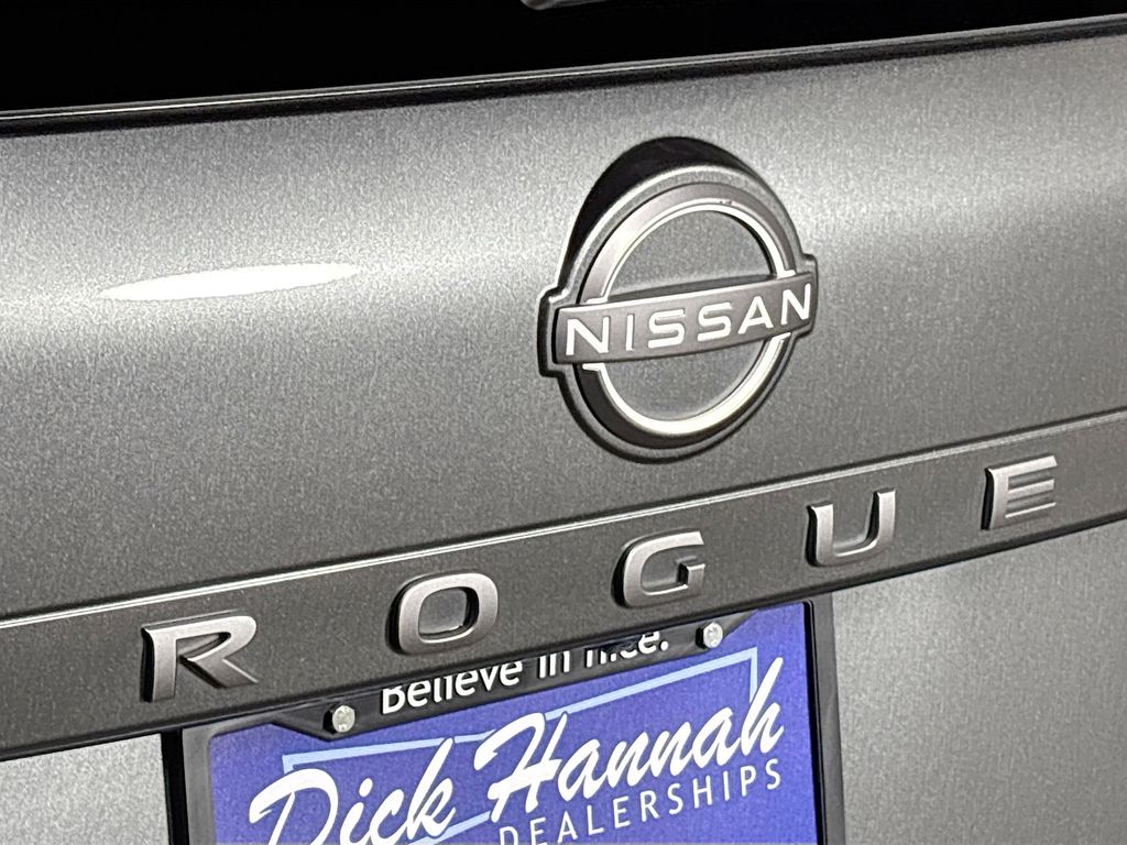 2024 Nissan Rogue S photo 23