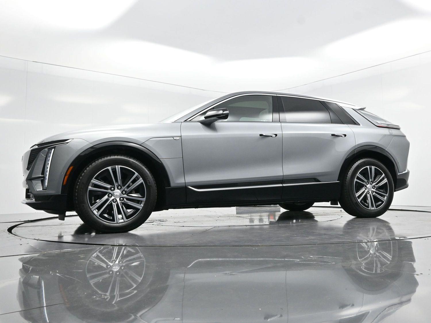 2024 Cadillac Lyriq Luxury photo 44
