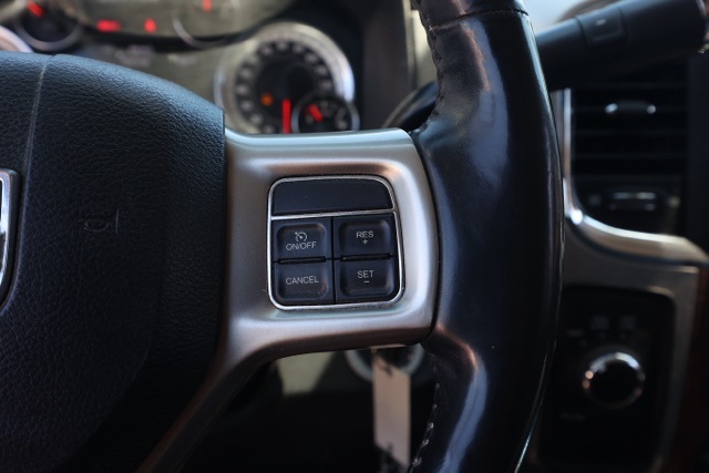 2016 Ram 2500 Laramie photo 25