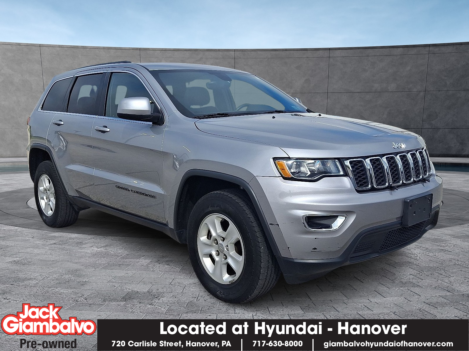 Pre-Owned 2017 Jeep Grand Cherokee Laredo 4×4 4D Sport Utility in