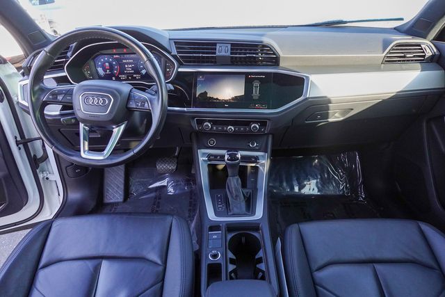 2023 Audi Q3 S line Premium photo 18
