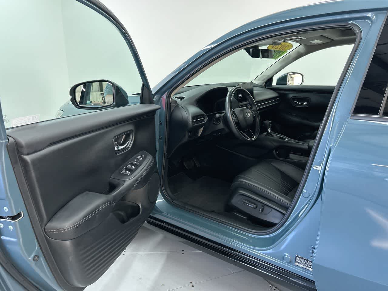 2024 Honda HR-V EX-L photo 13