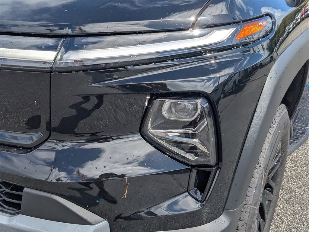 2026 Chevrolet Silverado EV LT photo 8