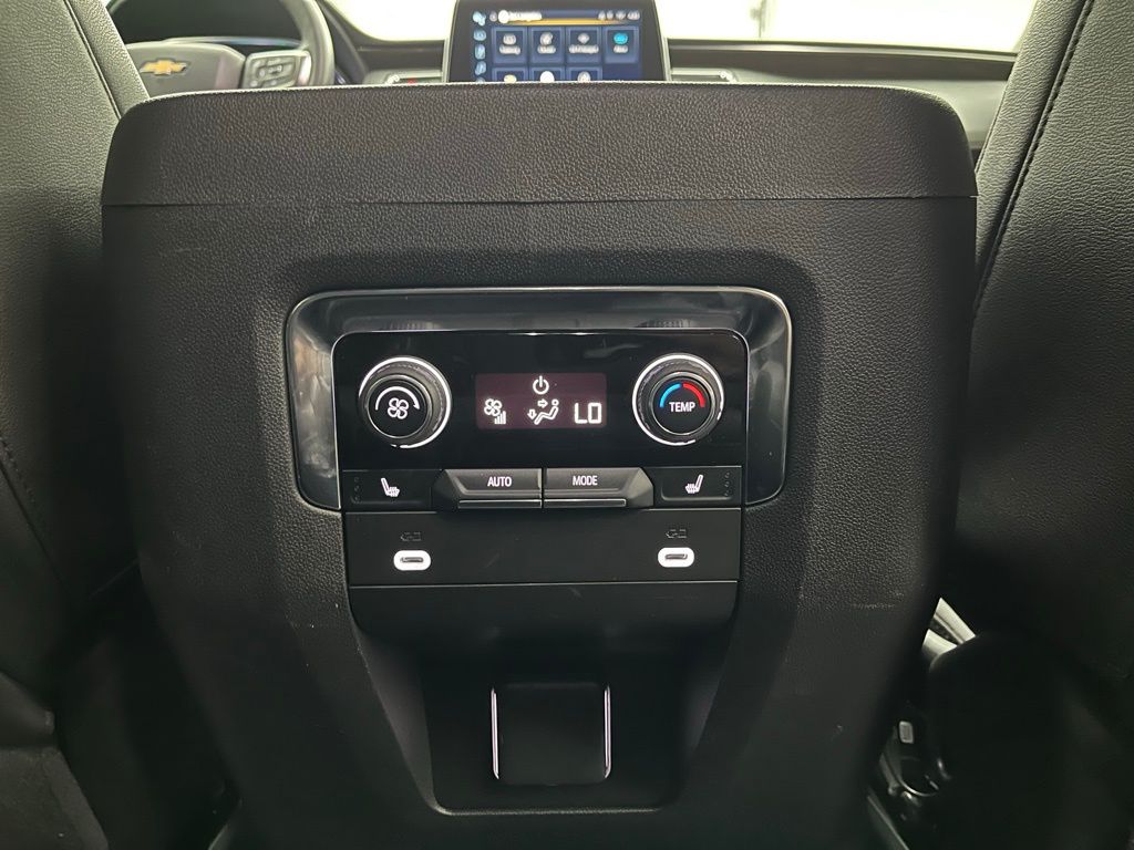 2023 Chevrolet Tahoe LT photo 32