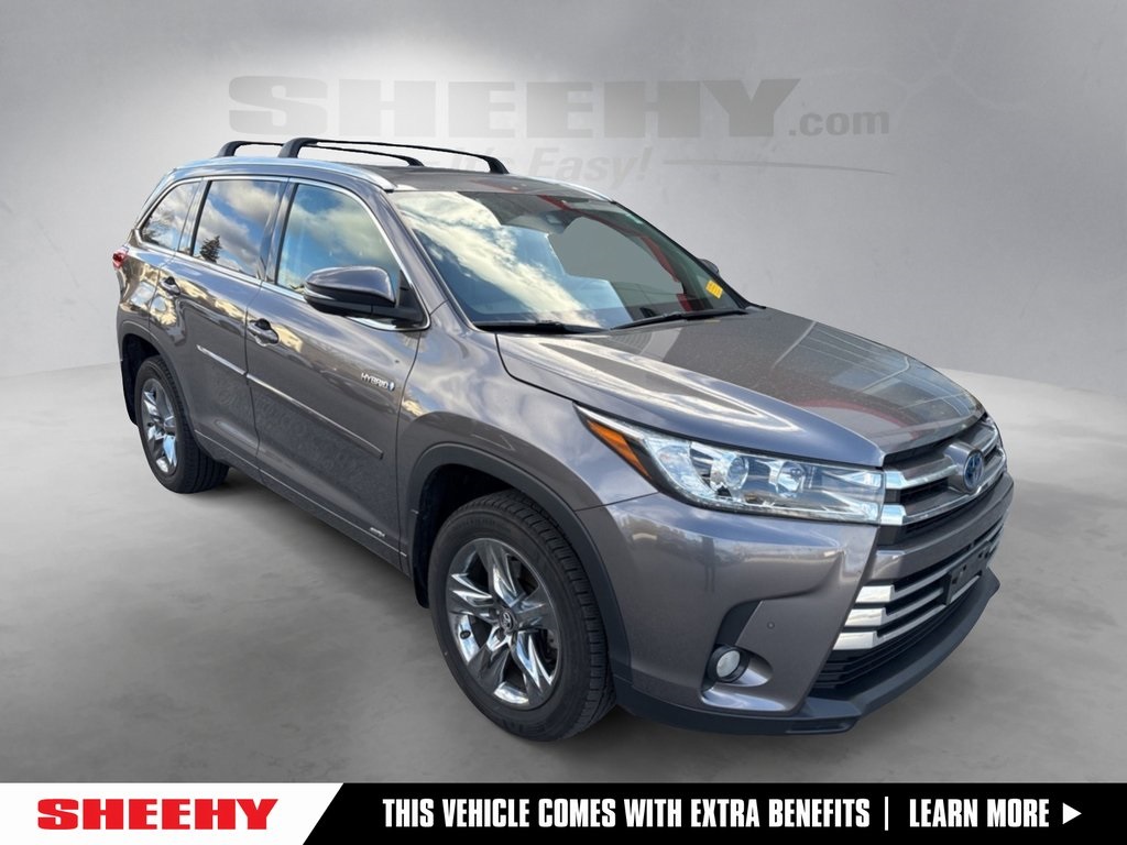 2018 Toyota Highlander Limited Platinum's photo