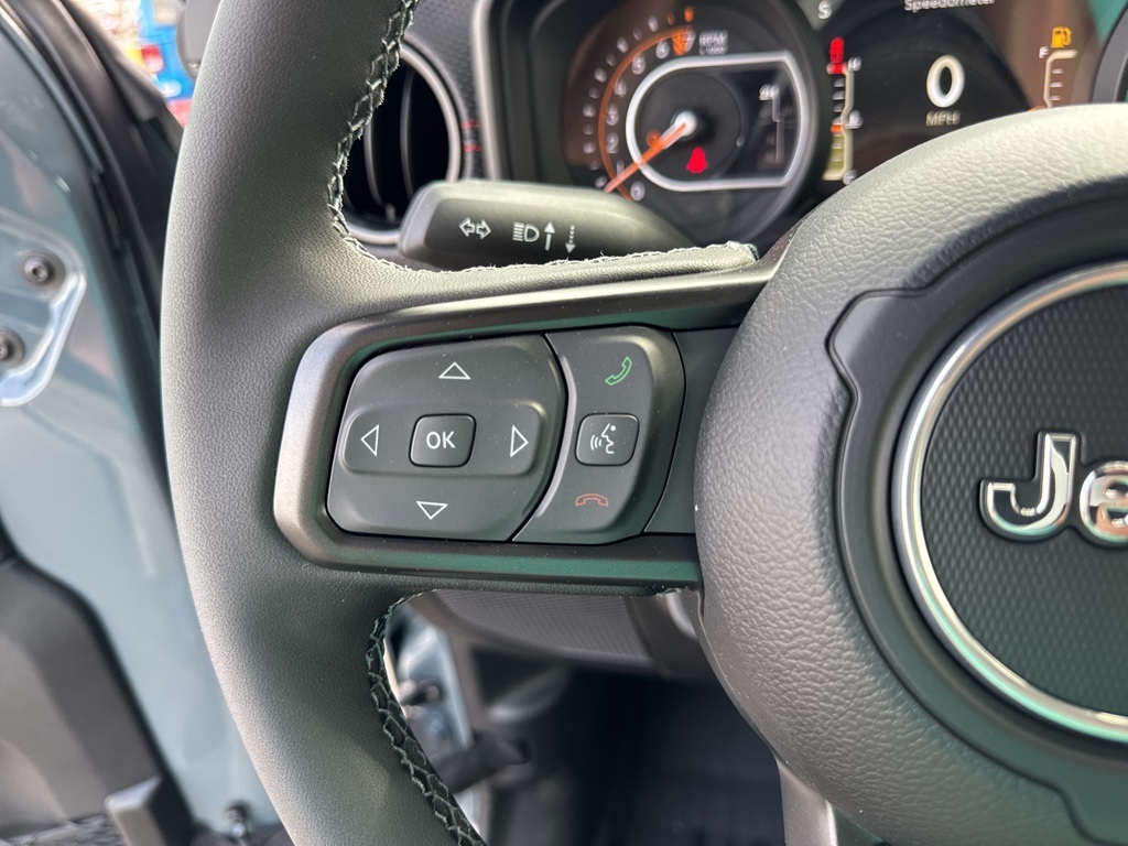 2025 Jeep Gladiator Rubicon photo 51